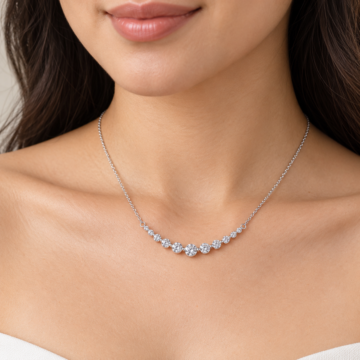 graduated nine-stone zircon necklace in 925 sterling silver