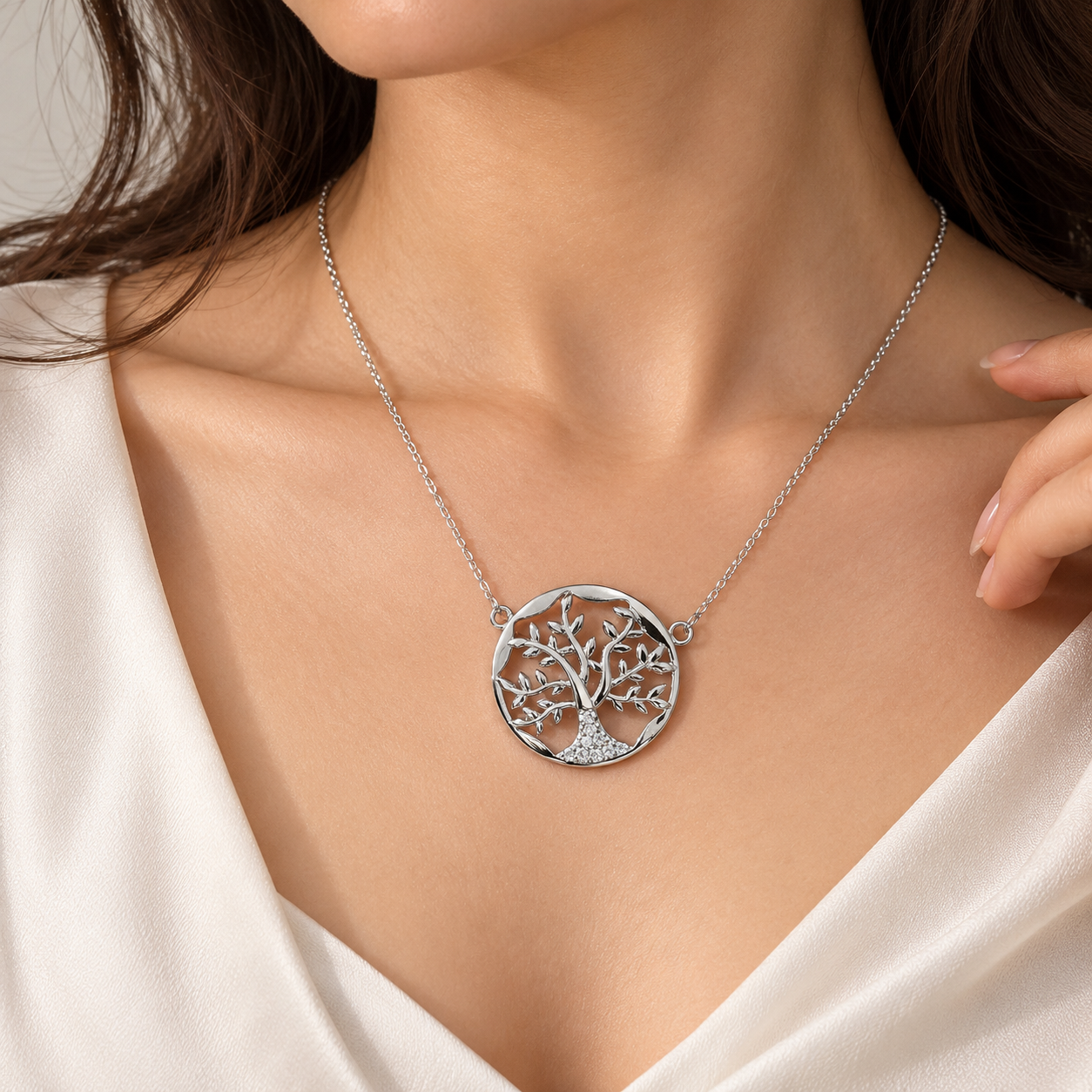tree of life pendant necklace in 925 sterling silver